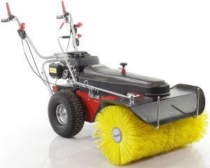 Подметальная машина Limpar 84 Pro с сегментной щеткой (GER, Honda GCV160, 160 куб.см., ширина 80 см., диаметр 40 см., 3 вперед/1 назад, 90 кг.) Подметальная машина Limpar 84 Pro с сегментной щеткой (GER, Honda GCV160, 160 куб.см., ширина 80 см., диаметр 40 см., 3 вперед/1 назад, 90 кг.)